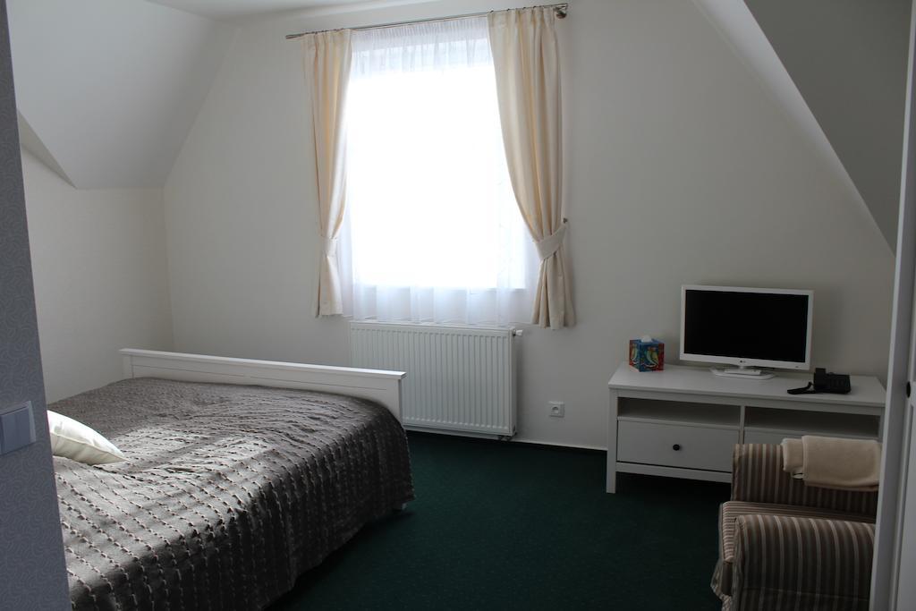 Hotel U Parku Horovice Bagian luar foto