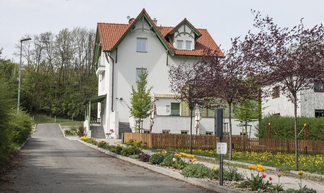 Hotel U Parku Horovice Bagian luar foto